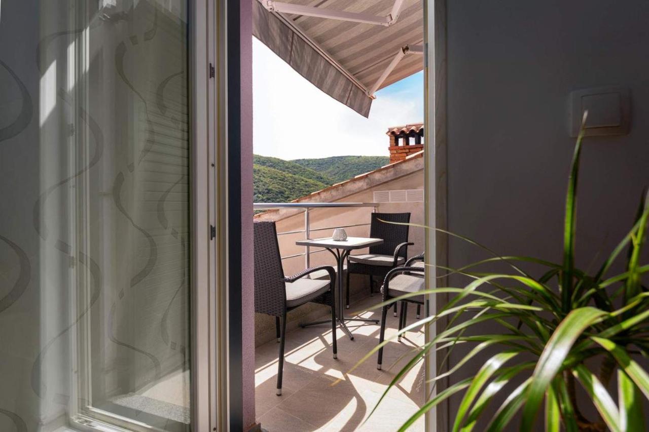 Apartmani Astrid Rabac Bagian luar foto